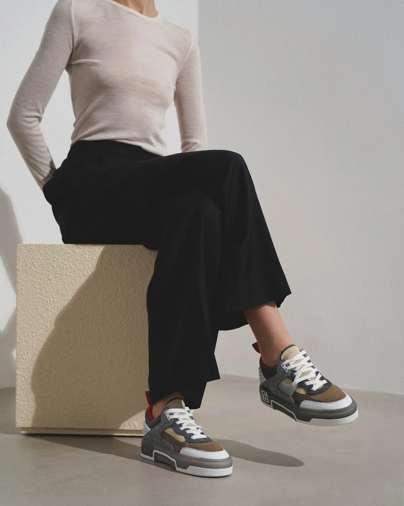 Astroloubi grey suede sneakers