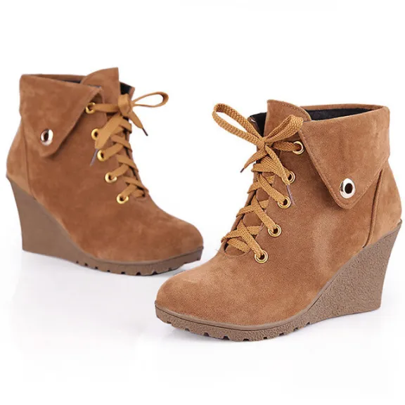 Curled Edge Lace UP Round Toe Wedge Short Boots