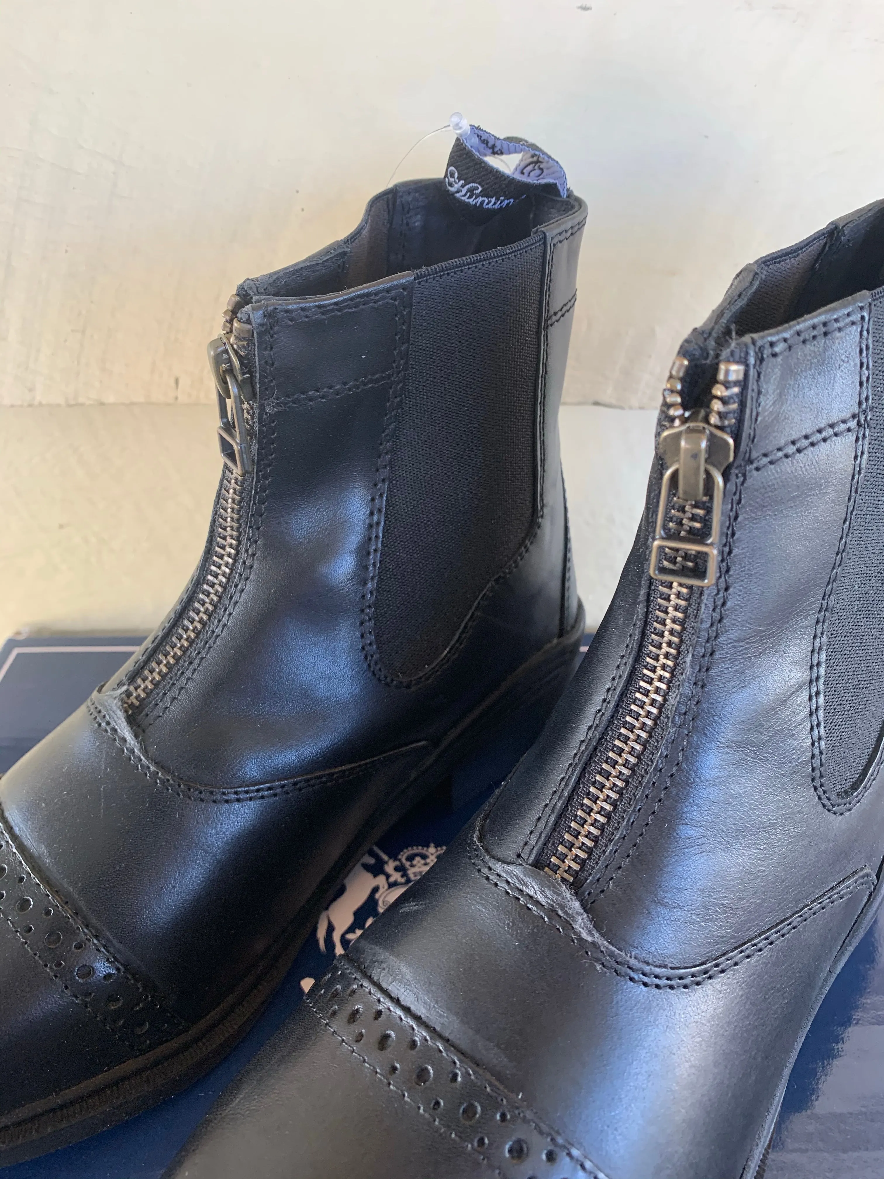 FTW20 Huntington Equestrian Women's Zip boot