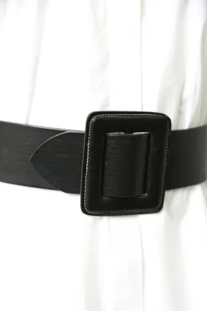 SLEEK BUCKLED WAIST BELT IN LEATHER